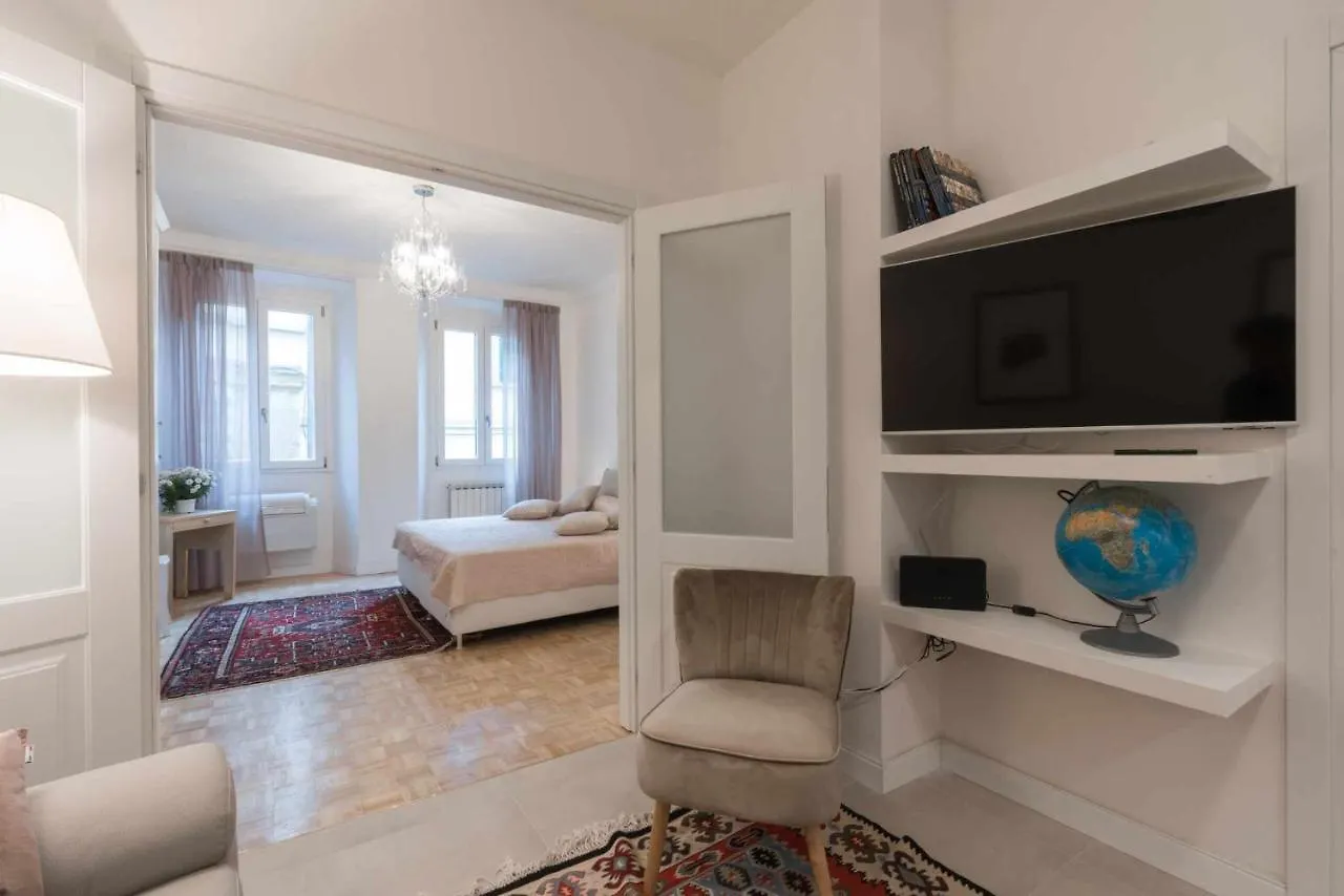 Ghibellina Apartment With 2 Bedrooms Florence